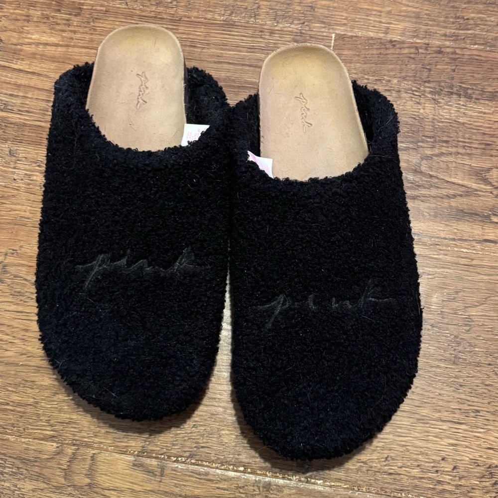 Victoria’s Secret clogs Sherpa mules L 9-10 cork soles